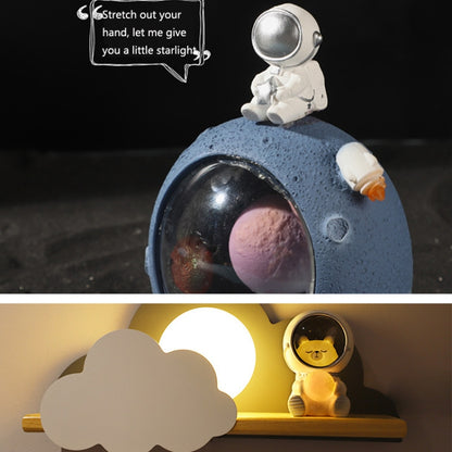 W1153 Resin Planet Night Light Home Decorations, Style: Kitten Astronaut - Night Lights by buy2fix | Online Shopping UK | buy2fix